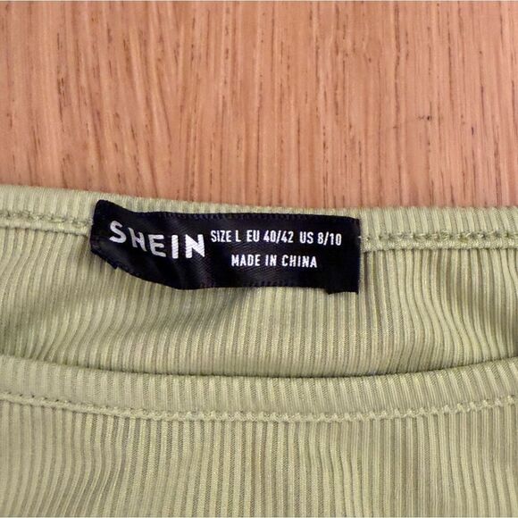 Green Crop Top from SHEIN - Picture 3 of 4